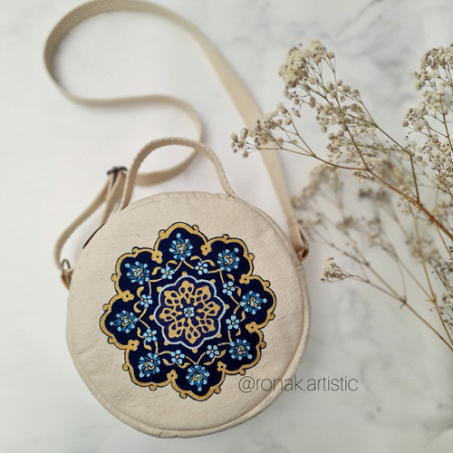 کیف نقاشی شده